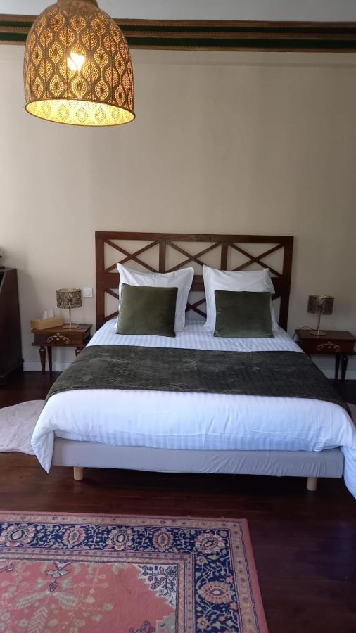 La Lande Hotel Pleyber-Christ Екстериор снимка