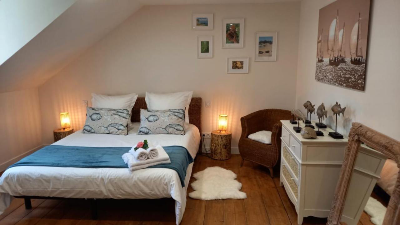 La Lande Hotel Pleyber-Christ Екстериор снимка