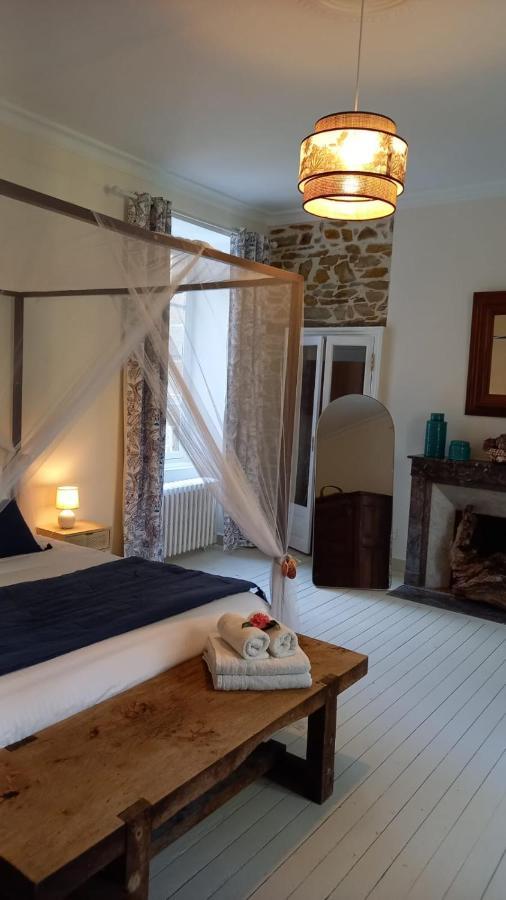 La Lande Hotel Pleyber-Christ Екстериор снимка